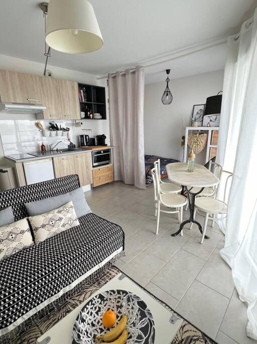 Ambre Appart-Wifi-Terrasse-Parking-Terrasse-2 Couchages La Rochelle  Esterno foto